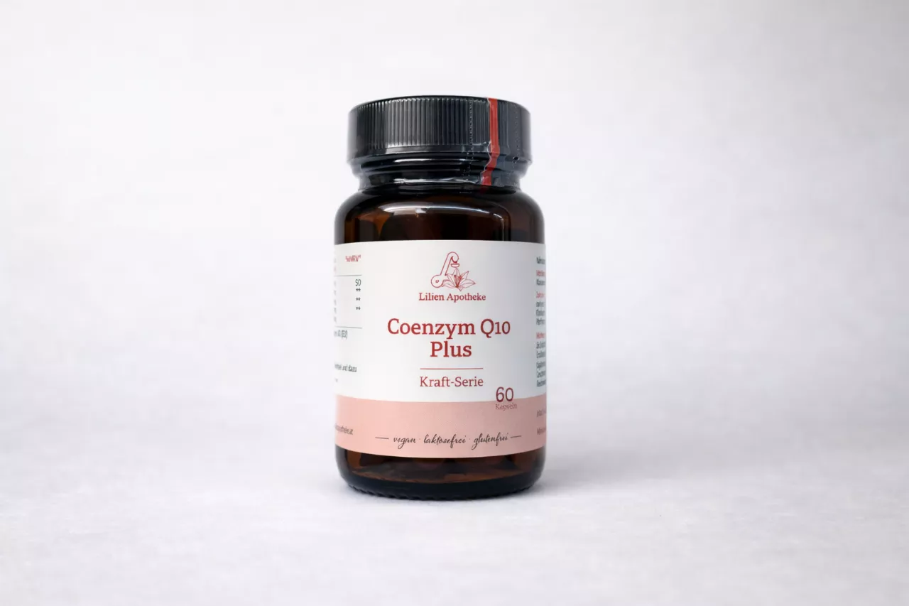 Nahaufnahme einer Flasche Hustensaft